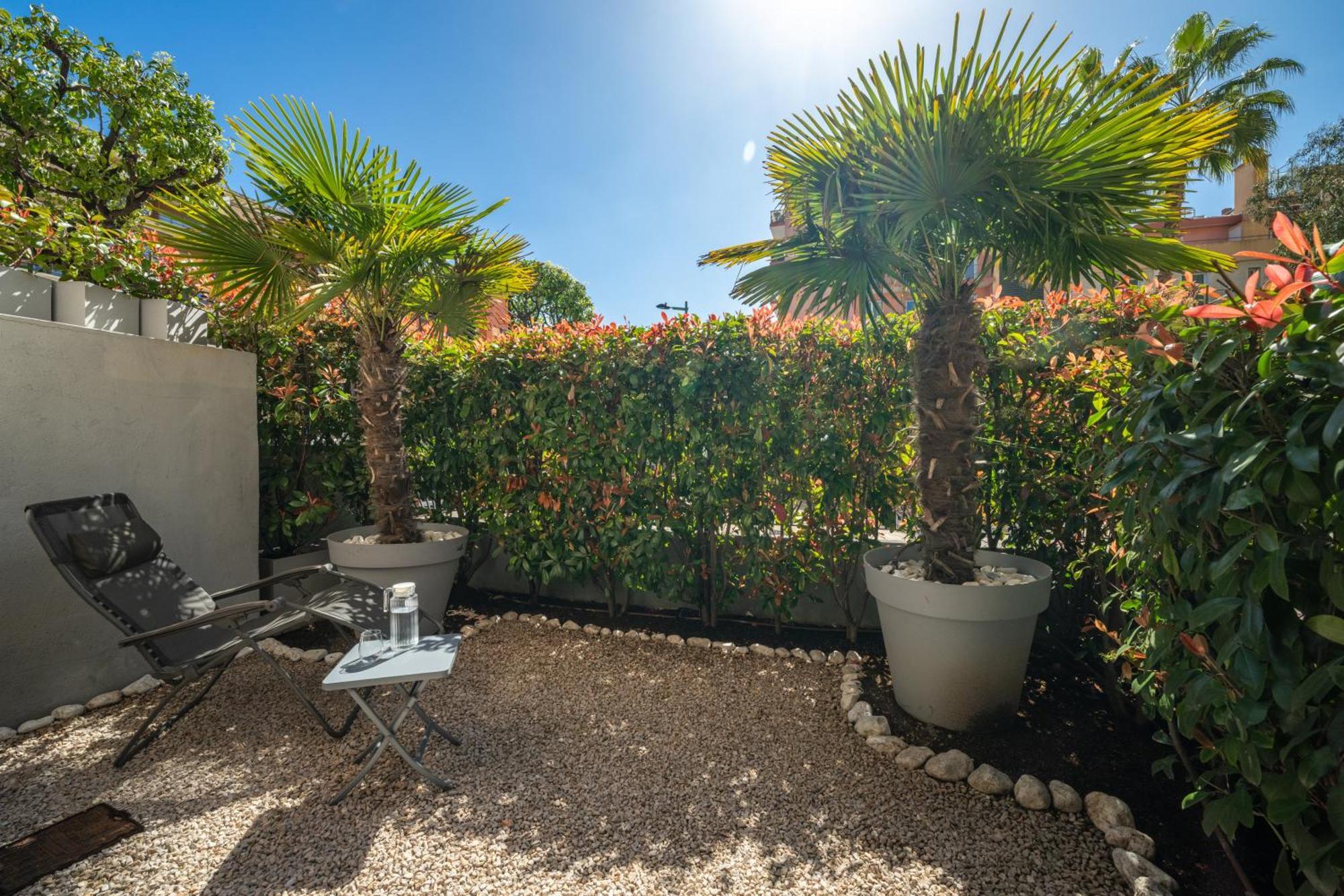 Le Coq Wagner - Parking - Air Conditioning - Pool Apartment Menton Exterior foto